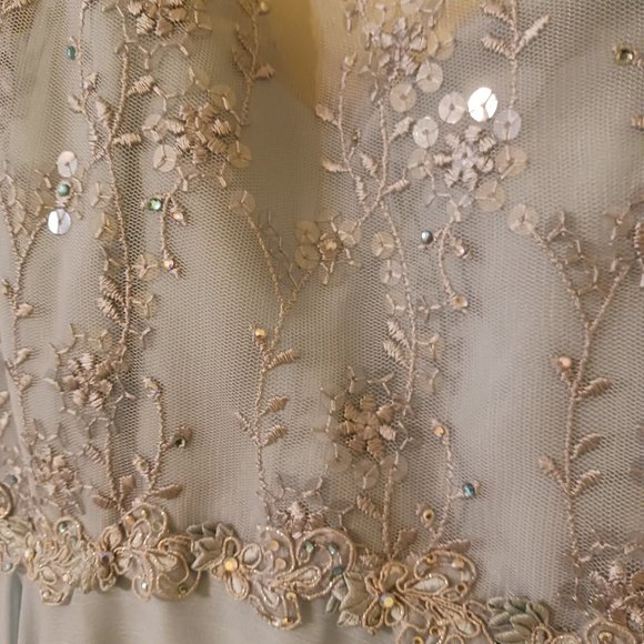 Couture Fashions Sequined Empire Light Grey Evening, Prom, Bridesmaids Dress - Picture 5 of 8